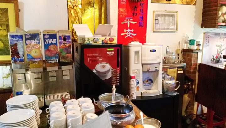 [台北市-捷運行天宮站]泰富豪滇緬泰式料理-吃到飽含服務費才4.5百的價位，每人隨便點個3道左右就回本了