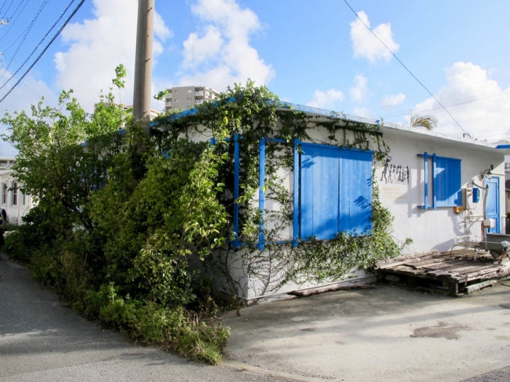 【Okinawa．走跳】沖繩琉球新麵通堂、宜野灣58縣道掏古董與港川外人住宅區