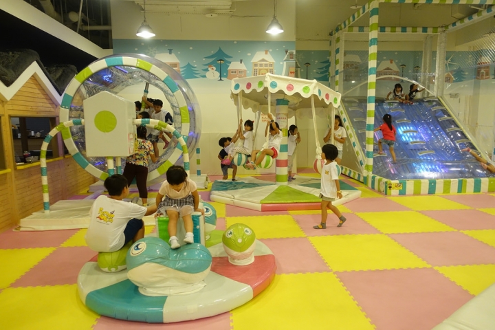 【親子景點】高雄大魯閣草衙道內遊戲愛樂園好大好好玩啊