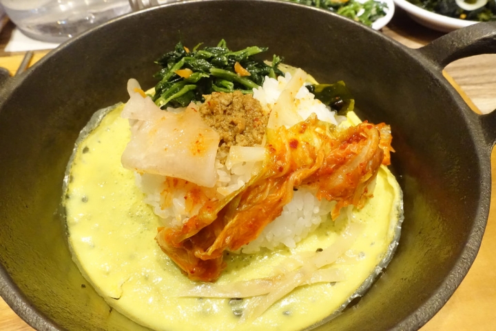 【食記】捷運市政府站/統一時代百貨。北村豆腐家~CP值超高 小菜吃到飽 用餐完送香蕉冰淇淋