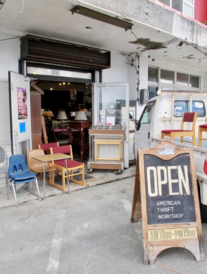 【Okinawa．走跳】沖繩琉球新麵通堂、宜野灣58縣道掏古董與港川外人住宅區