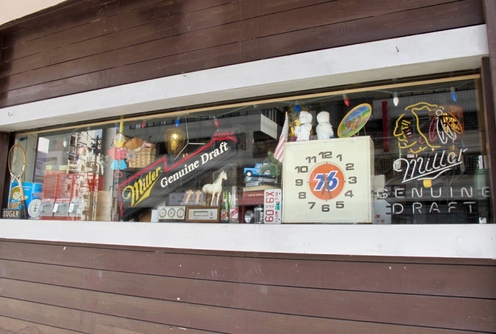 【Okinawa．走跳】沖繩琉球新麵通堂、宜野灣58縣道掏古董與港川外人住宅區