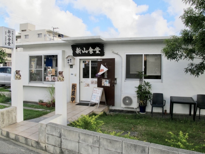 【Okinawa．走跳】沖繩琉球新麵通堂、宜野灣58縣道掏古董與港川外人住宅區