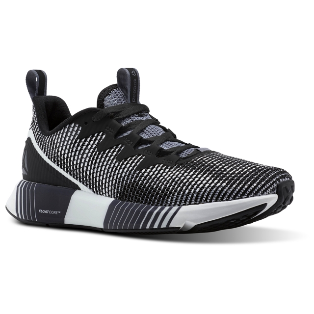 智能編織鞋面  Reebok FAST FLEXWEAVE推出全新城市跑者系列