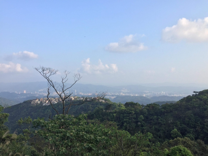 環我河山 － 五十功名塵與土，一百里路雲和月