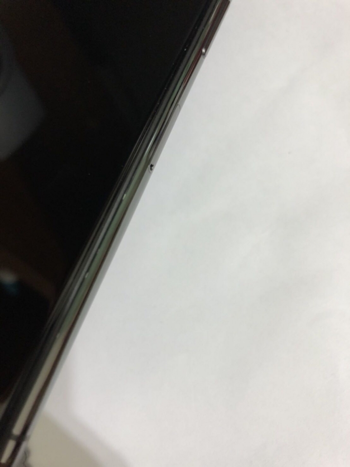 IPhone X 太空灰 邊緣 掉漆