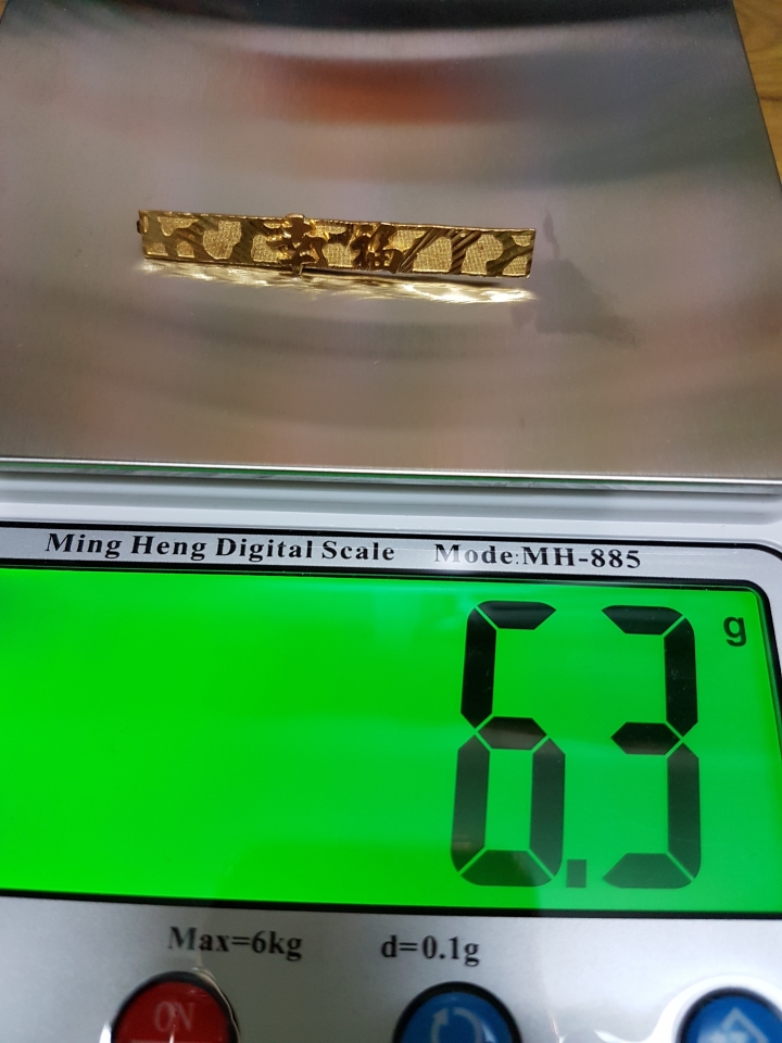壓在床底下的寶貝