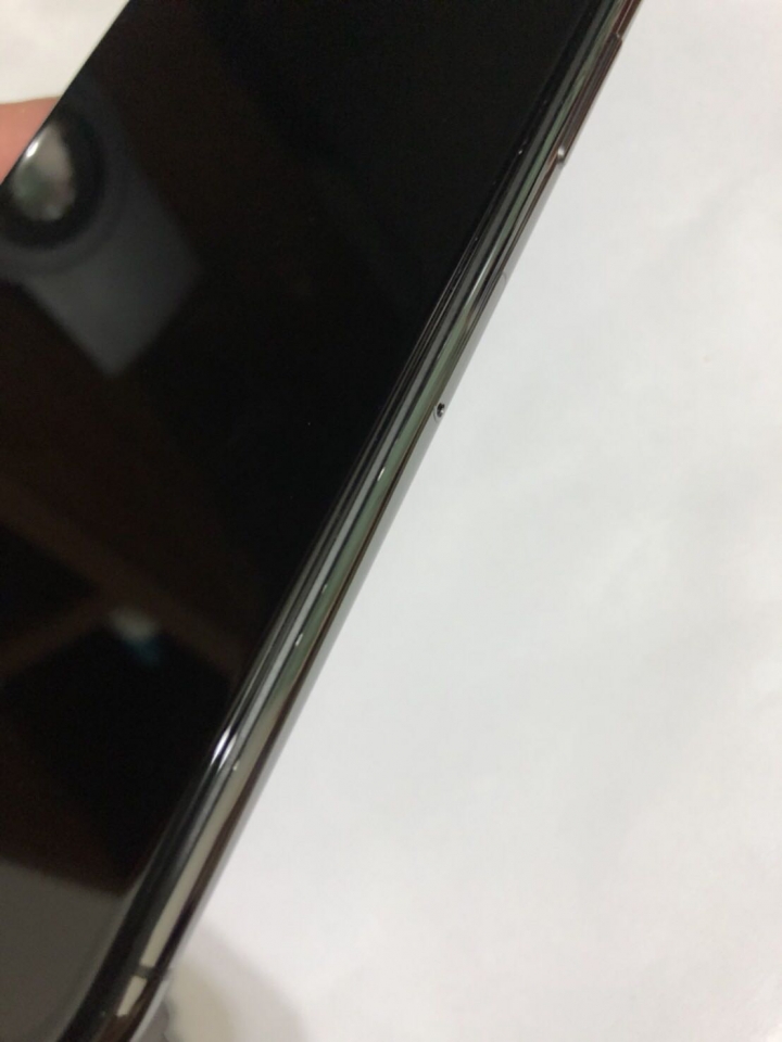 IPhone X 太空灰 邊緣 掉漆