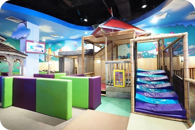 【馬來西亞自助行】新山 Hello Kitty 樂園與湯瑪士樂園，適合親子玩樂的主題樂園！