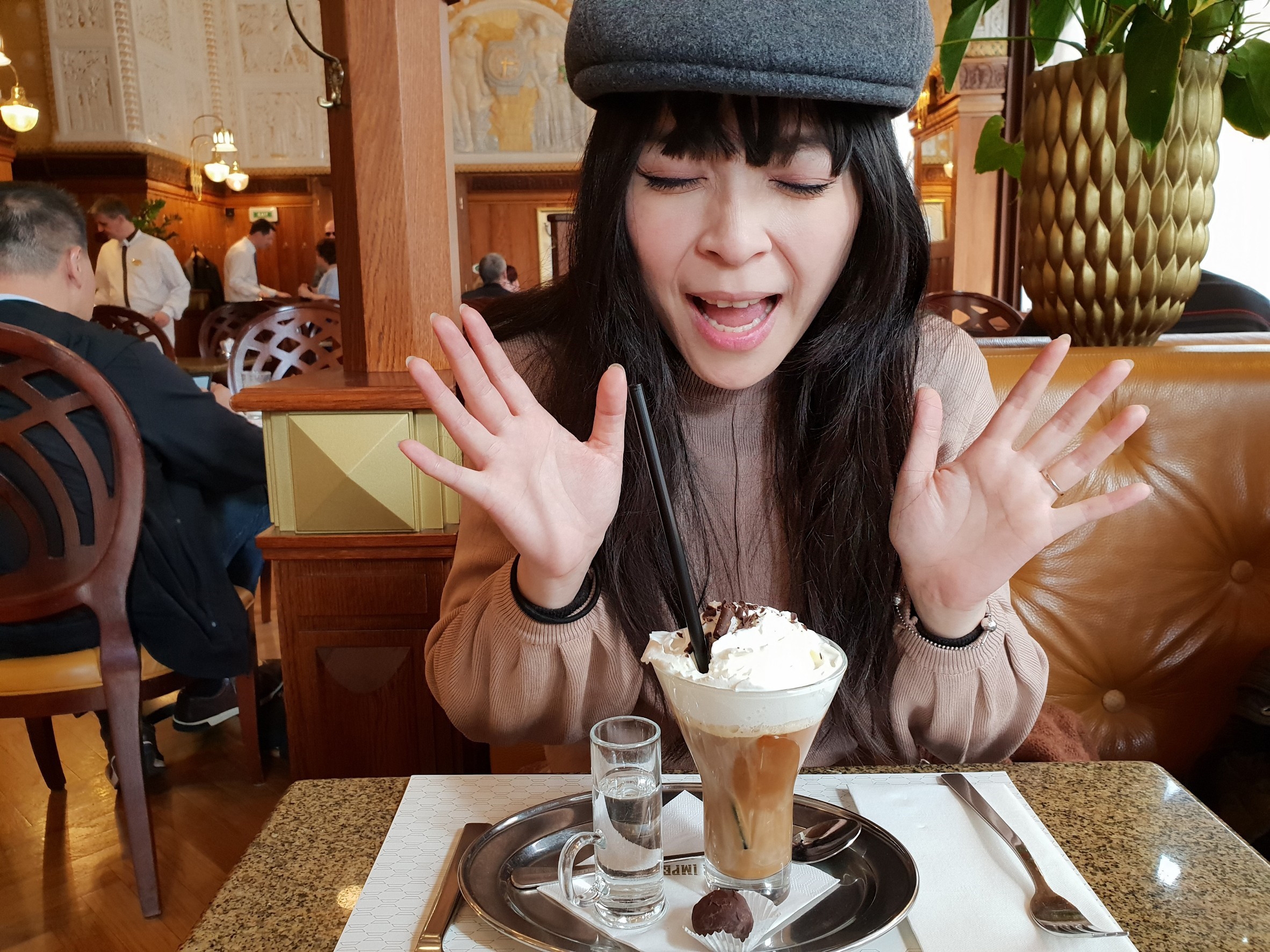 帶著老婆去旅遊－取代單眼的Samsung Galaxy S9+使用心得及照片分享