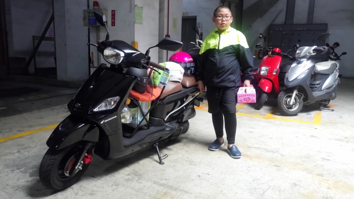 我的發財機車全家福環島之旅