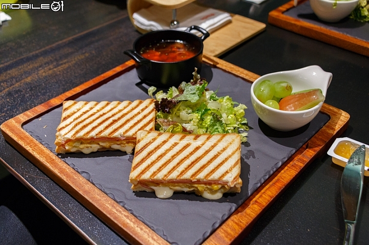 食宿質感到位 台中紅點文旅