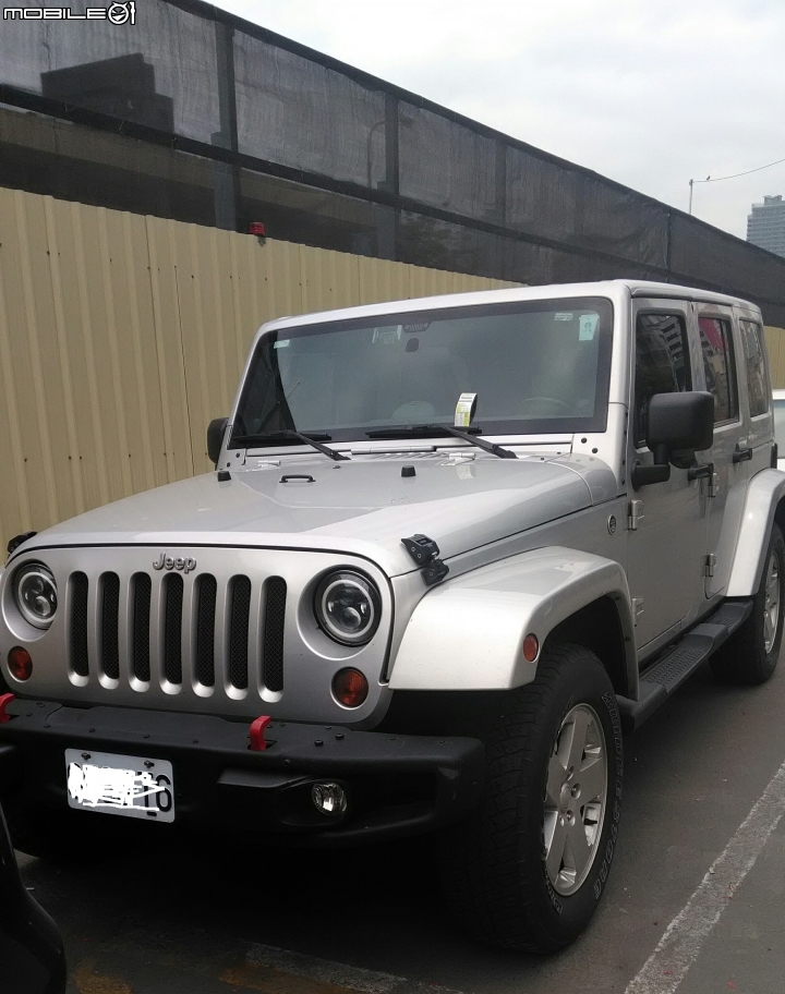開心~巧遇JEEP新車