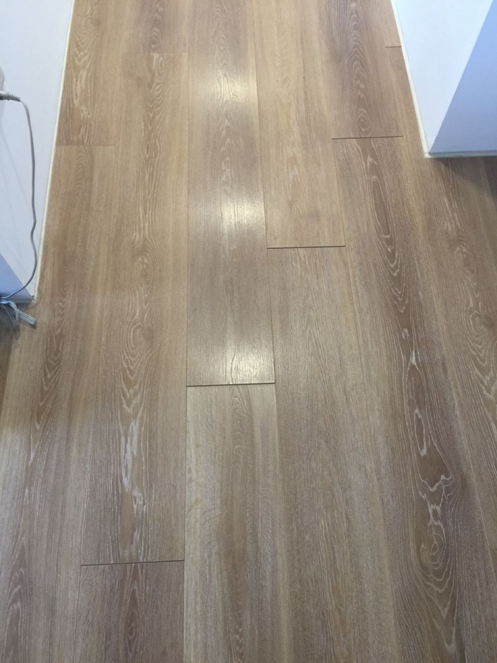 超耐磨地板接縫變大