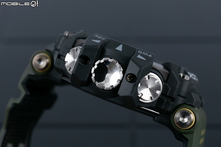 【開箱】強悍外型 CASIO G-SHOCK GPR-B1000 太陽能導航錶搶先看！