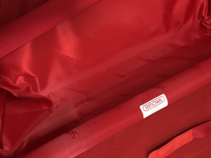 Supreme®/RIMOWA Topas Multiwheel suitcases