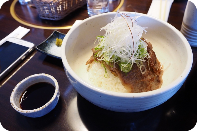 【日本南九州親子遊】快樂吃一圈，鹿兒島黑豬，熊本牛，宮崎雞，再加上無敵療癒の九州鬆餅！