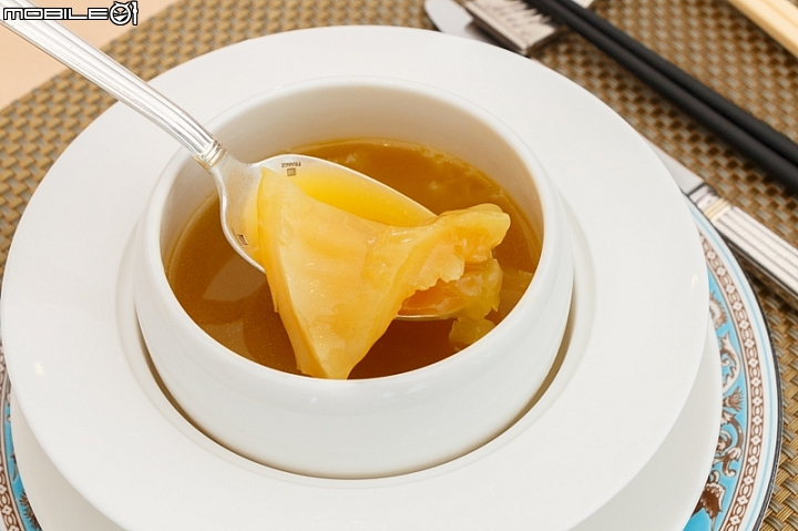 [採訪]海陸食材一次品嚐 頂鮮擔仔麵台北101店推出限定母親節套餐