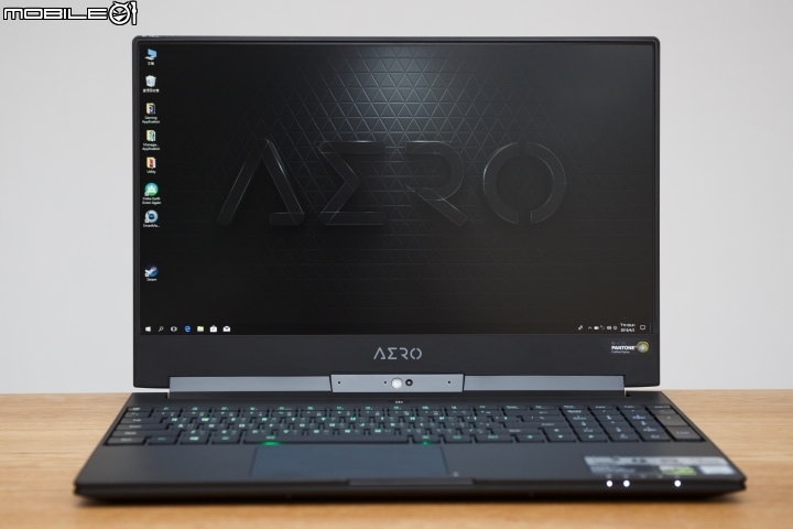 搭載 Intel 8 代六核心處理器 GIGABYTE AERO 15X 搶先實測