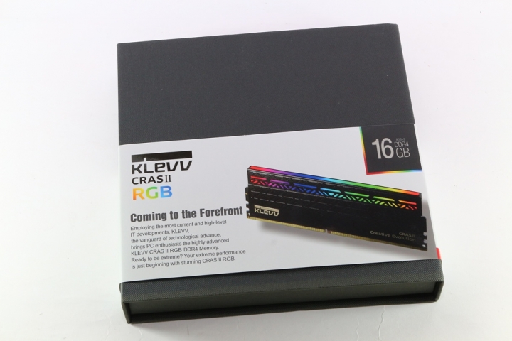 科賦KLEVV CRAS II RGB DDR4電競記憶體-酷炫RGB發光與超強悍效能兼得