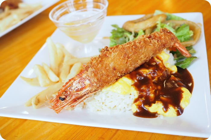 2018 好玩到不可思議的 ▋日本鈴鹿賽道 Suzuka Circuit ▋讓小孩開遍汽車火車摩托車，還能體驗F1專用賽道！