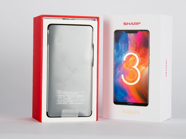 SHARP AQUOS S3試用 瀏海屏高屏佔比讓6吋很適中