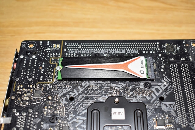 ASUS ROG STRIX H370I & B360I GAMING ITX小機板 輕開箱
