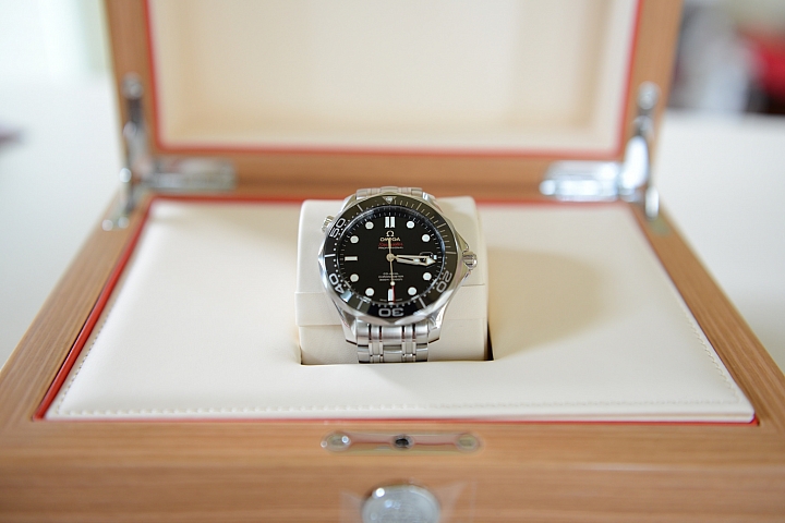 人生第一支 OMEGA 潛水300米腕錶 SEAMASTER 300M 開箱