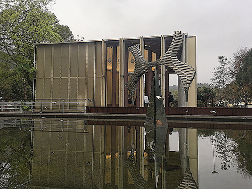 【2018春*南投】~行路跑之名旅遊之實~兩天一夜//南投埔里/瓦罐煨湯/紙教堂/虎頭山夜景/日月茶廠/日月潭/向山遊客中心 輕旅行