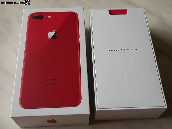 開箱！紅色iPhone 8+剛收到～