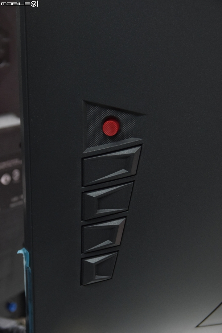 工作裝逼神器ASUS XG32VQ開箱