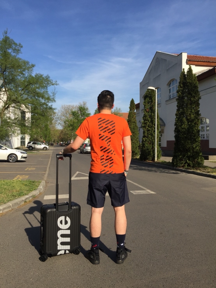 Supreme®/RIMOWA Topas Multiwheel suitcases