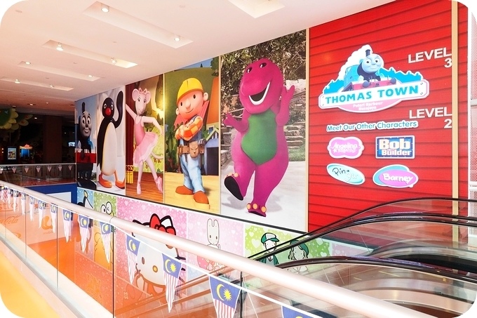 【馬來西亞自助行】新山 Hello Kitty 樂園與湯瑪士樂園，適合親子玩樂的主題樂園！