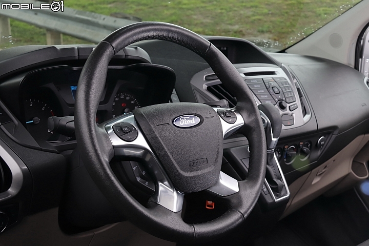 背包客們的好旅伴！Ford Tourneo Custom自排版試駕報導