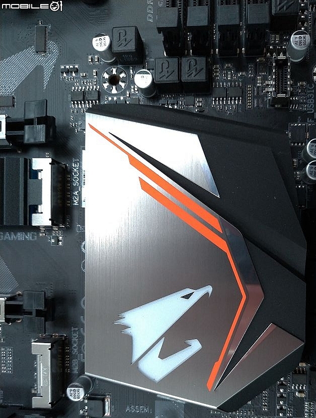 AMD X470 主機板 X470 AORUS ULTRA GAMING 首波速開箱!