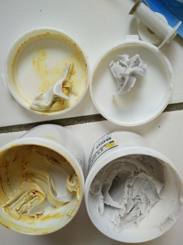 請問這個窗簾零件名稱?或是哪邊可以買的到？