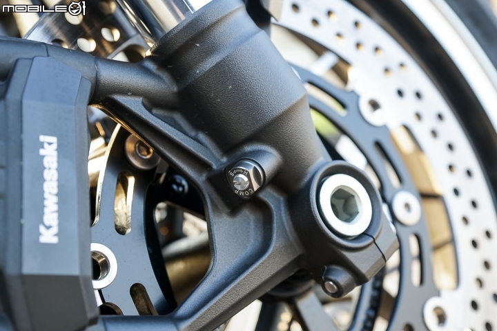 傳奇的Z再度回歸 2018 Kawasaki Z900RS試駕