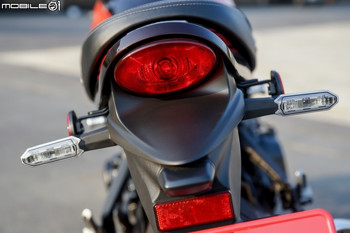 傳奇的Z再度回歸 2018 Kawasaki Z900RS試駕
