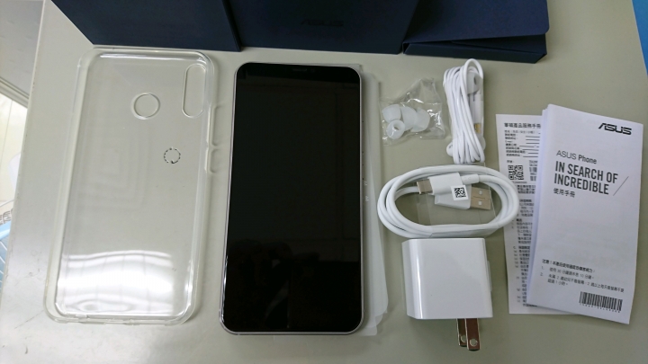 ASUS ZENFON 5 星辰銀首購簡易開箱