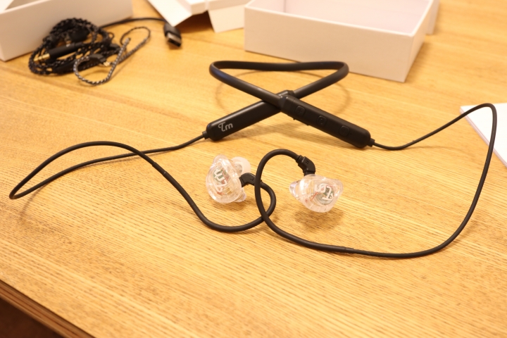 TM V10 高CP值運動耳道式藍芽版耳機開箱實測