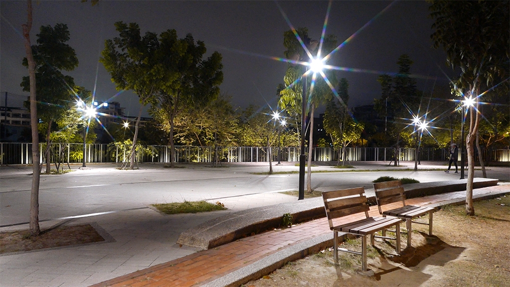 適合台中居民來拍照、打卡的地點 - 大里東湖公園