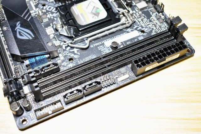 ASUS ROG STRIX H370I & B360I GAMING ITX小機板 輕開箱