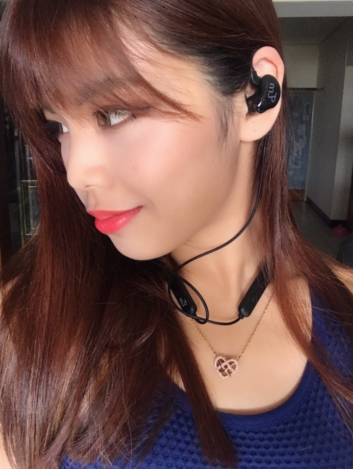 TM V10 高CP值運動耳道式藍芽版耳機開箱實測