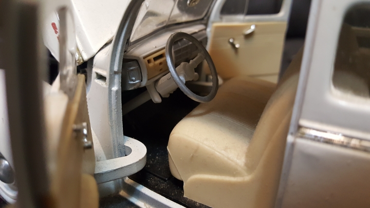rolls royce 18/1模型車跟以前買的一輛福特古董車一起拍