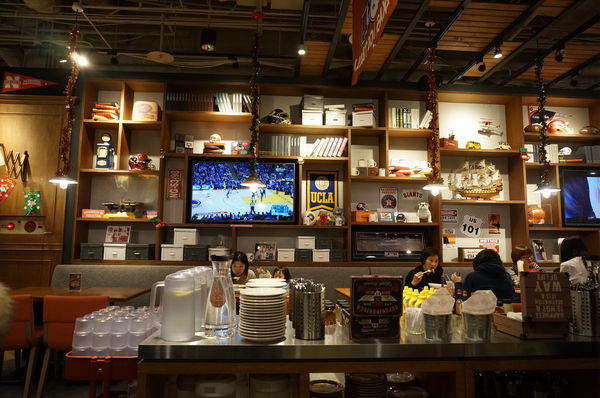 【台中下午茶】CAMPUS CAFE-台中廣三SOGO店。話題餐廳正式進軍台中