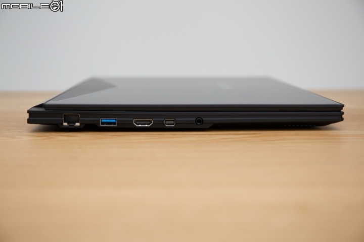 搭載 Intel 8 代六核心處理器 GIGABYTE AERO 15X 搶先實測