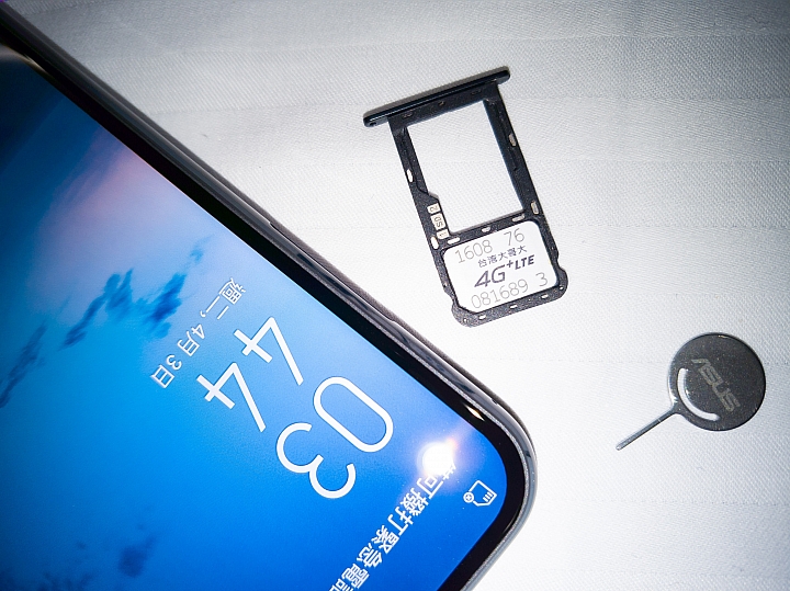 Zenfone5 ZE620KL 開箱評測 還有實拍照