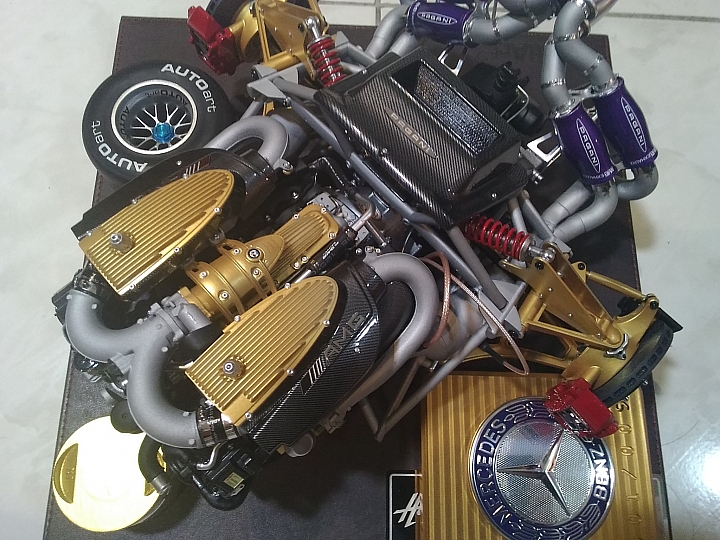 業務送的AMG V12雙渦輪引擎