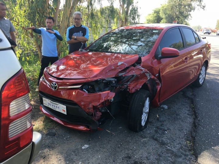 Vios車禍, 請問這樣還有救嗎？