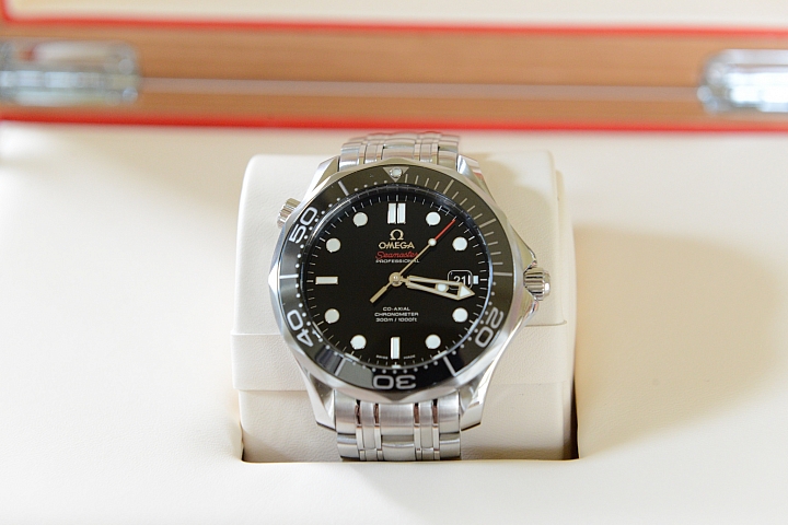 人生第一支 OMEGA 潛水300米腕錶 SEAMASTER 300M 開箱